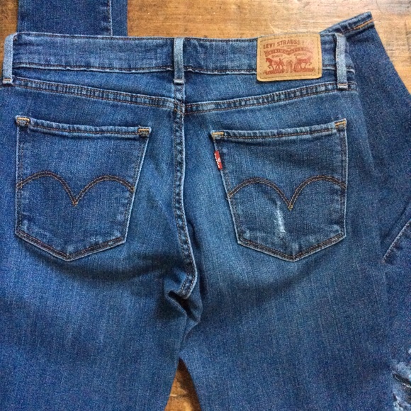 Levi’s 711 Skinny Jeans - Picture 3 of 3